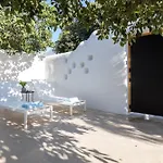 Kallos & Apartamento *