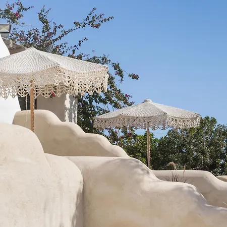 Kallos & * Naxos City